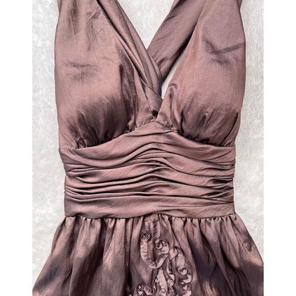 Adrianna Papell Iridescent Chocolate Brown Halter Taffeta Rosette Dress, Size 4 - Picture 5 of 16